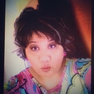 Meet your Posher, Dora